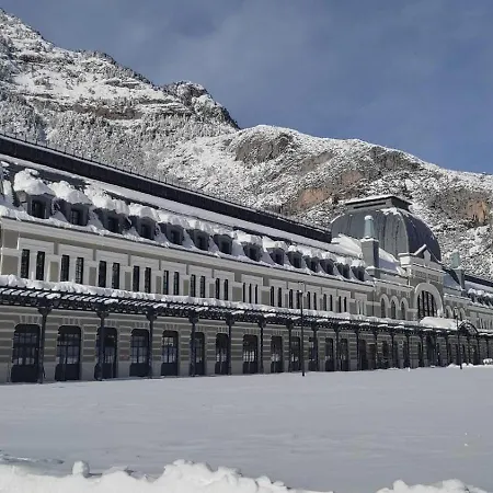 Arce - Inmopremium Turístico * Canfranc